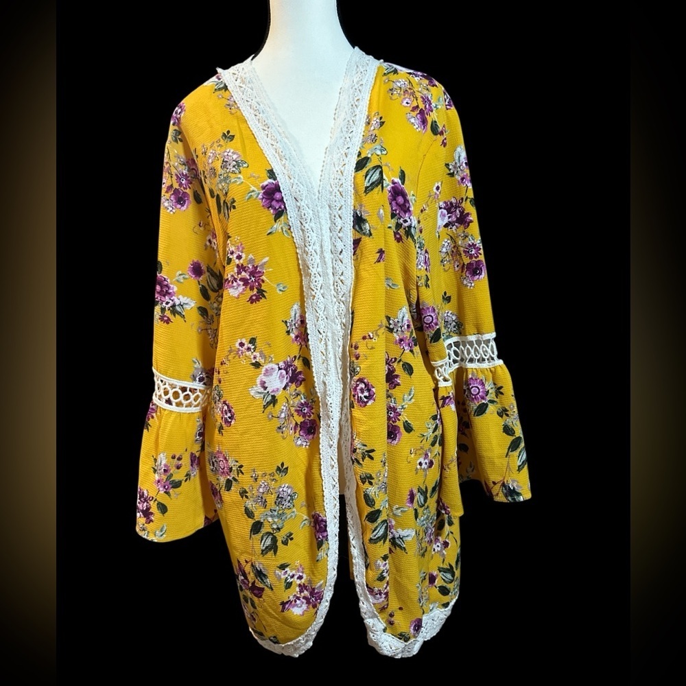 No Boundaries Yellow Floral Blouse